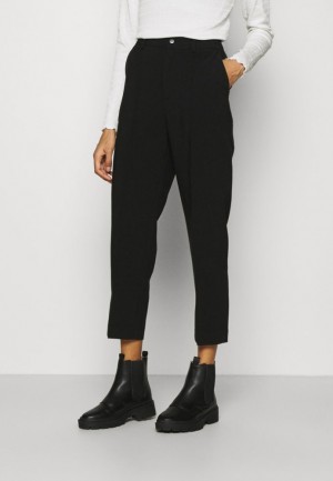Anna Field Basic Bussiness Pants With Pintucks Trousers Långbyxor Dam Svarta | HVT-763198