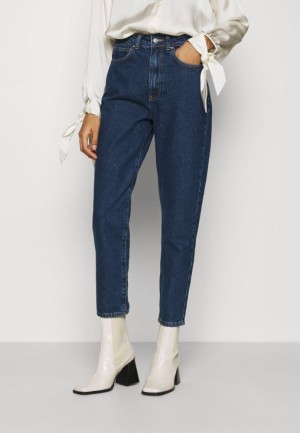 Anna Field Mom Fit Jeans Jeans Tapered Fit Långbyxor Dam Blå | DMG-368275