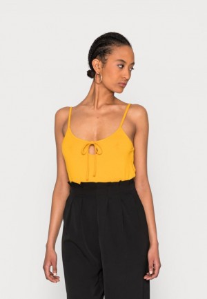 Anna Field Top T-shirt Dam Mörkgula | NJL-306481